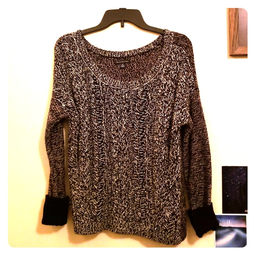 American Eagle Sweater